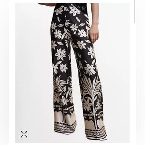 MANGO satin floral palazzo pants. Size 2. Worn once!
